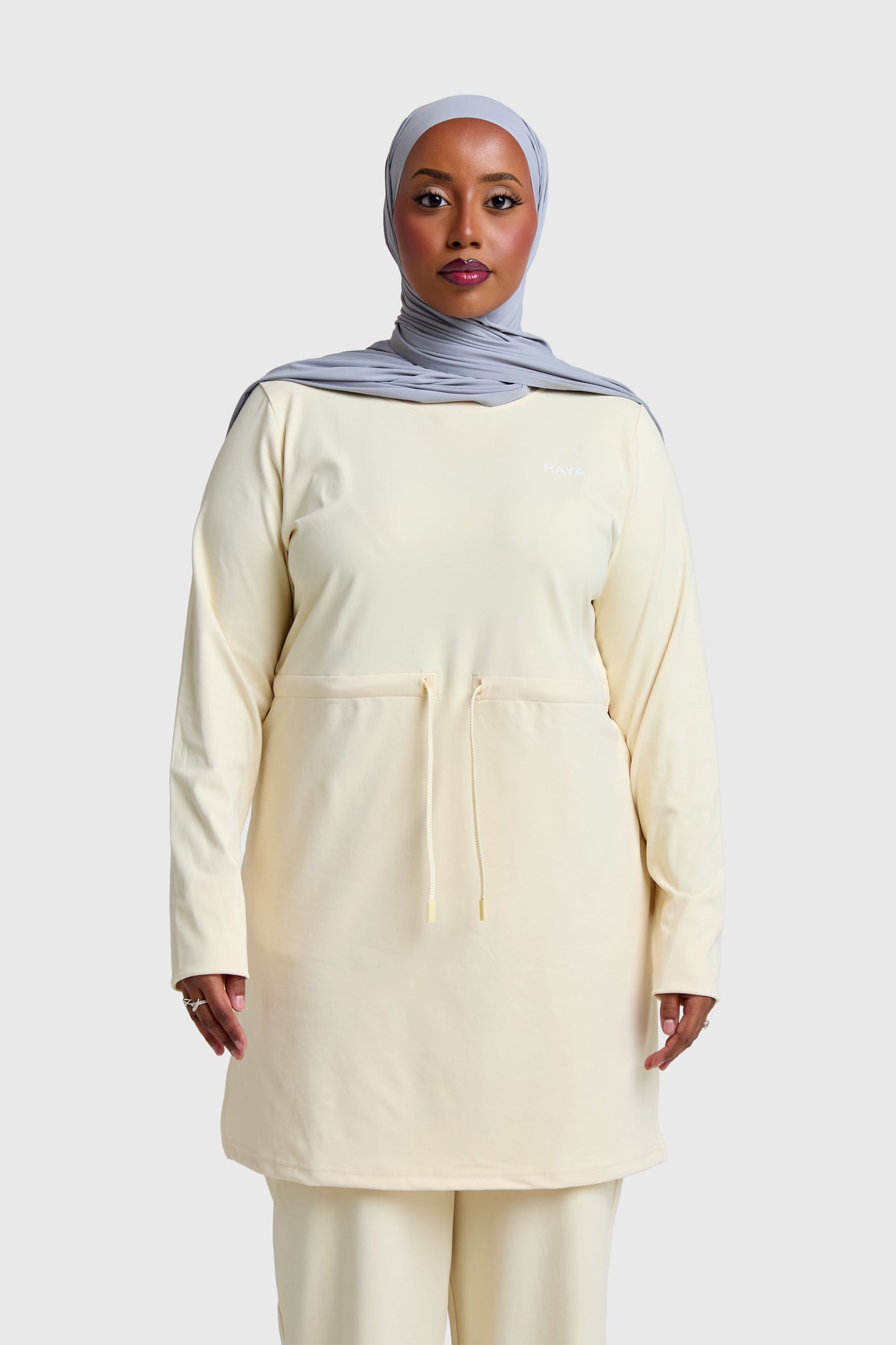 Modest Active Top - Butter Yellow