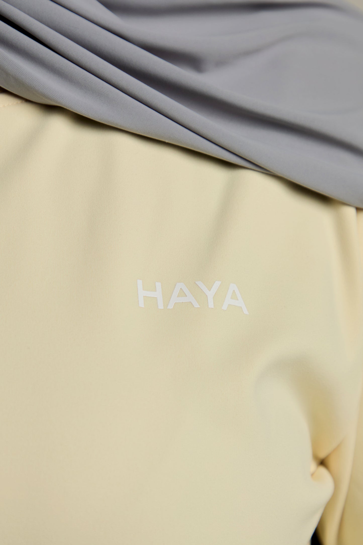 Modest Active Top - Butter Yellow