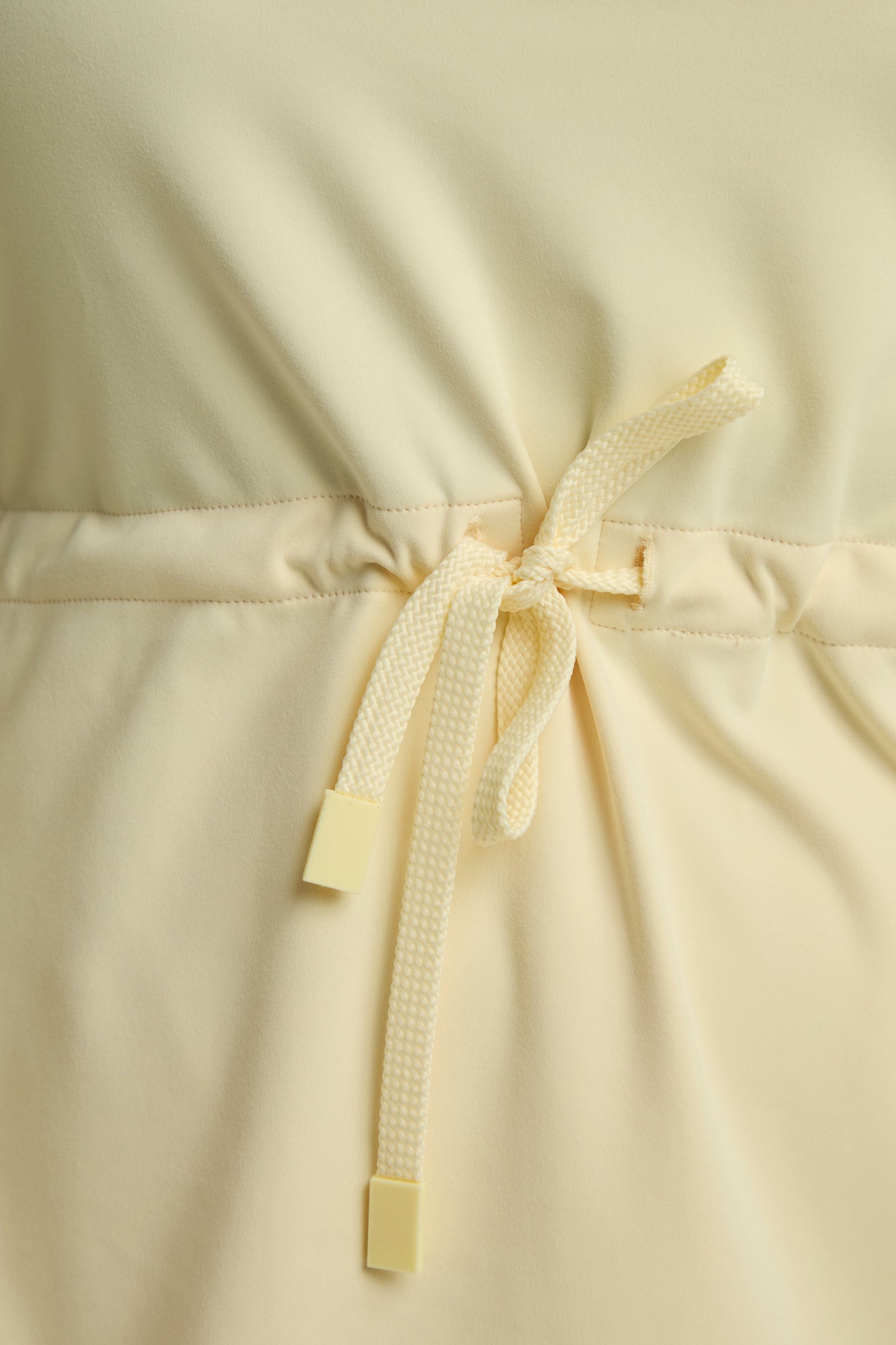 Modest Active Top - Butter Yellow