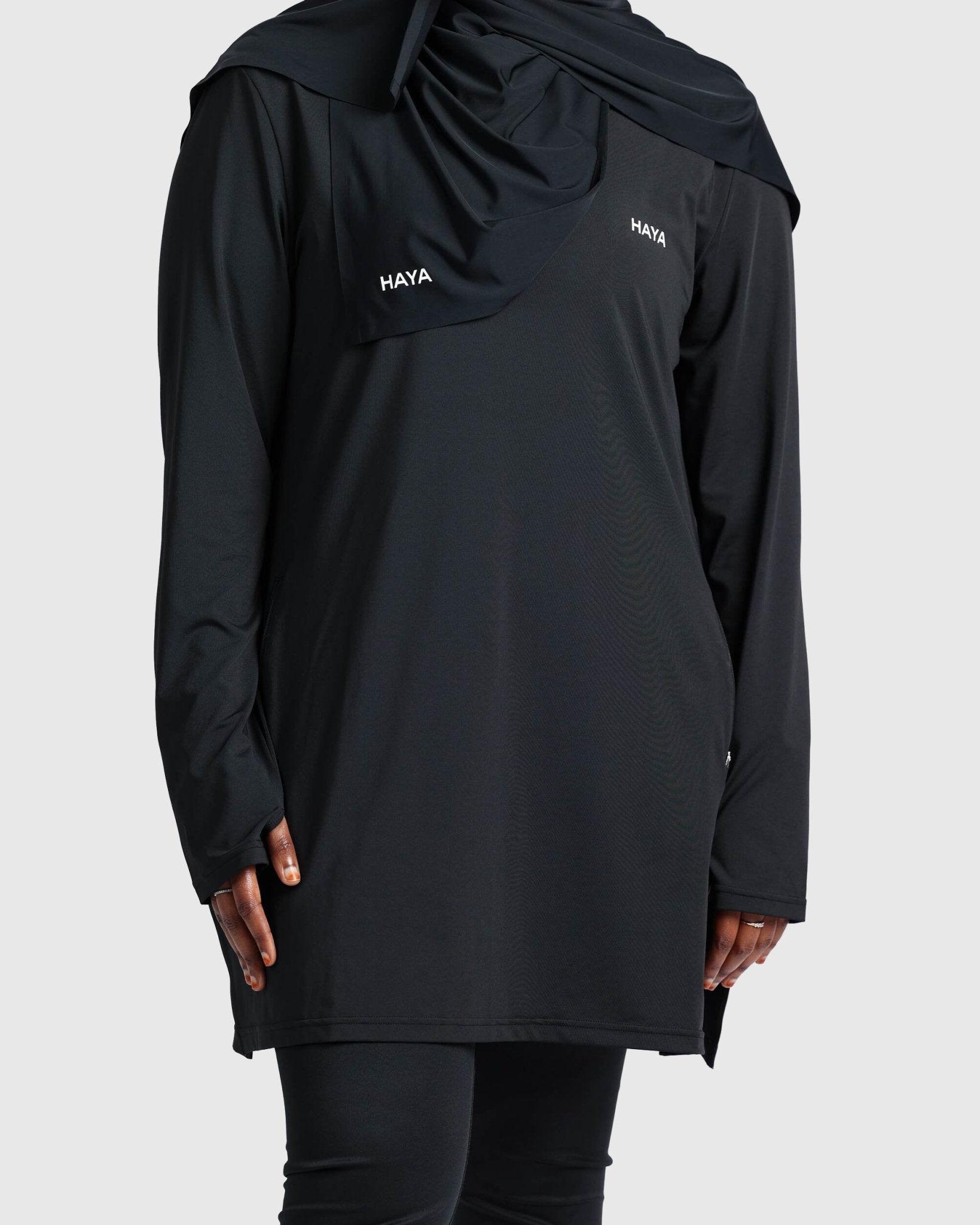 Essential Training Top - Black - HAYA