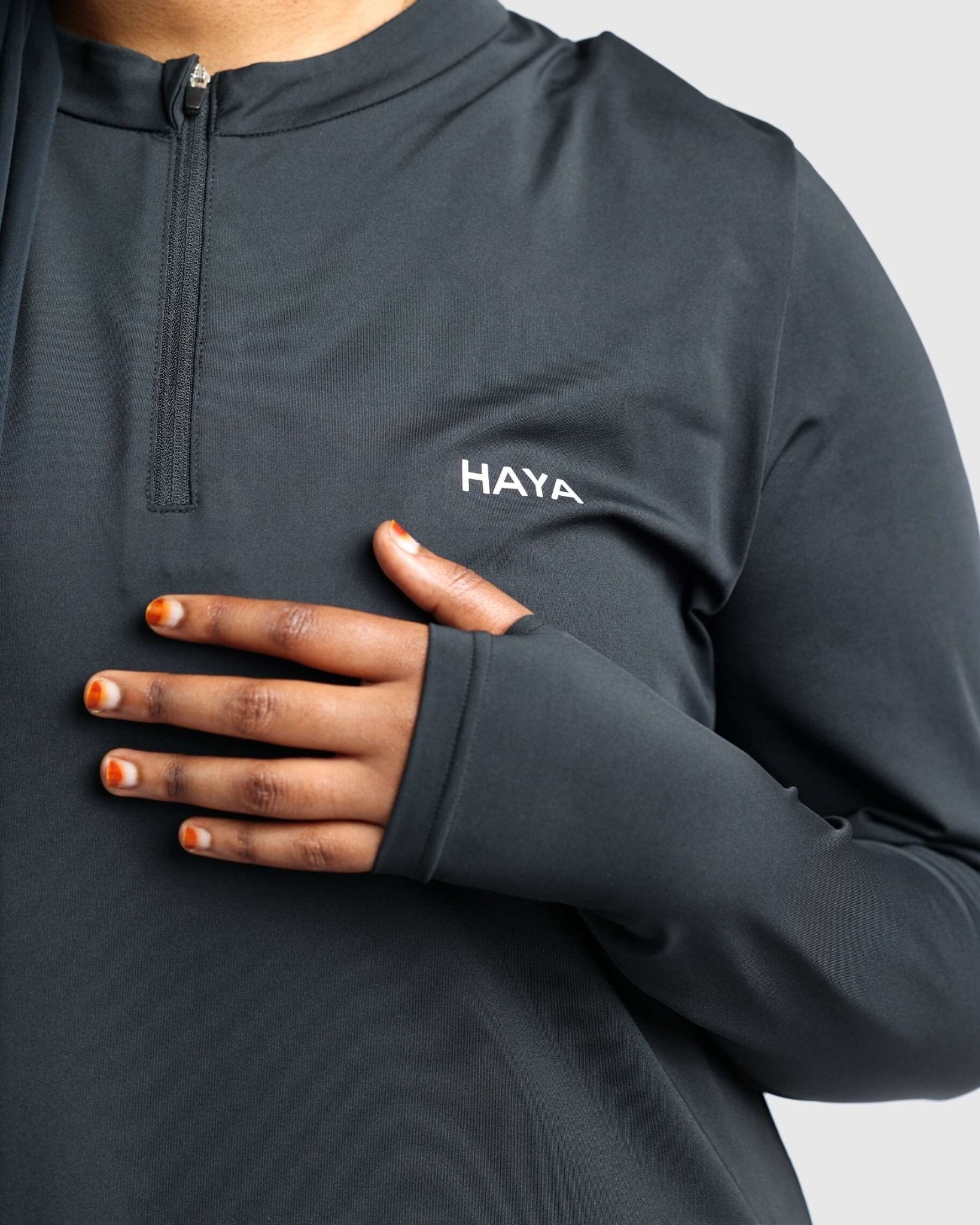 Essential Training Top - Black - HAYA