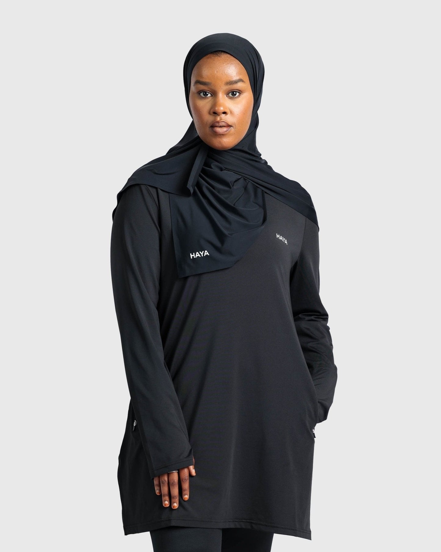 Essential Training Top - Black - HAYA